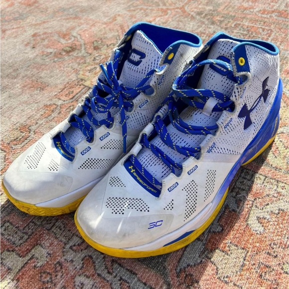 Under Armor Steph Curry 2s - Picture 4 of 7